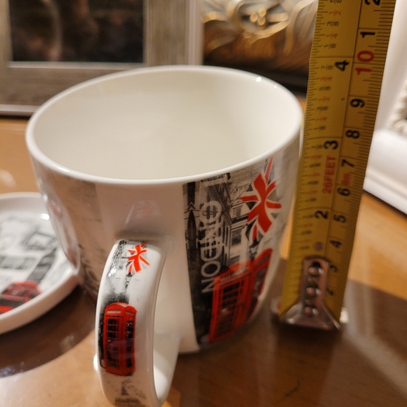 Leonardo collection coffee mug and coaster. - Picture 13 of 16